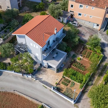 Ban Lägenhet Šibenik