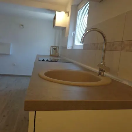 Apartment Ban