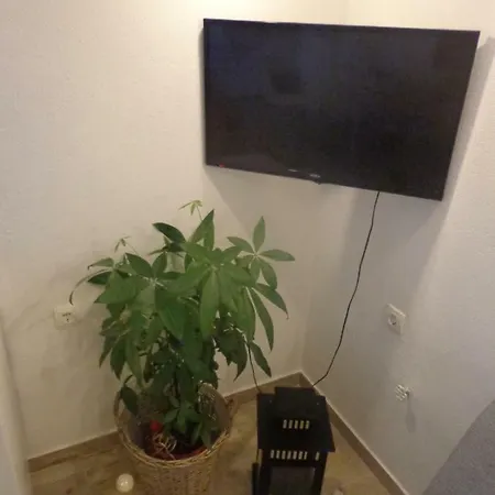 Ban Apartment *