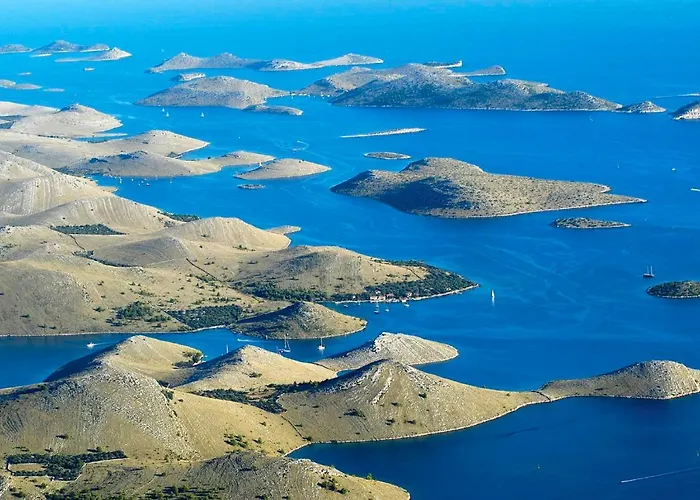 Ban Διαμέρισμα *